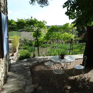 https://le-clos-du-tilleul.fr-provencehotel.com