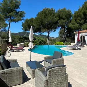 https://une-pause-en-provence.fr-provencehotel.com