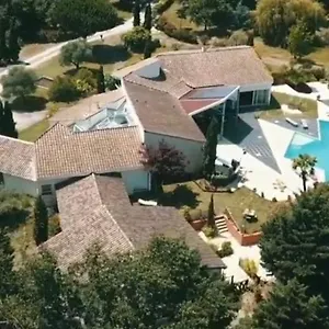 https://domaine-le-coteau-de-mengaud.midi-pyreneeshotels.com